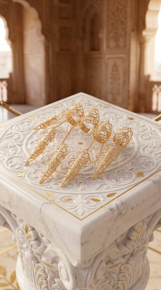 ZAREEN - Finger Tip Claw Rings for Women Girls Nail Ring Vintage Hollow Pattern Fingertip Claw Ring with Chain Jewellery